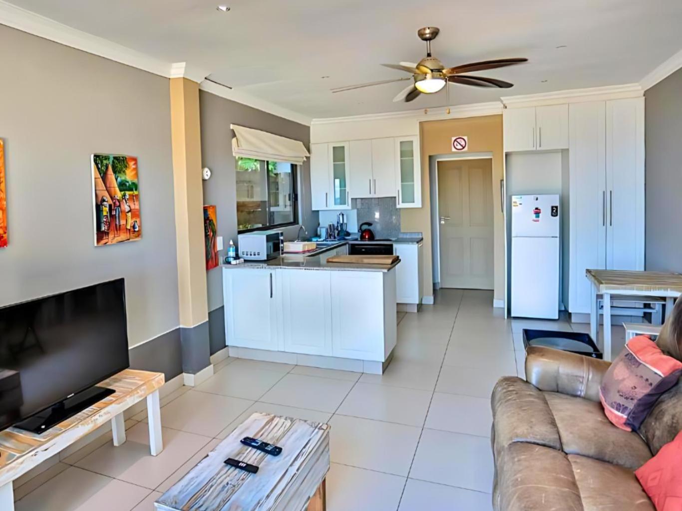 Zur See - 50M2 Private Apartments With Braai - Self Catering Ballito Bagian luar foto